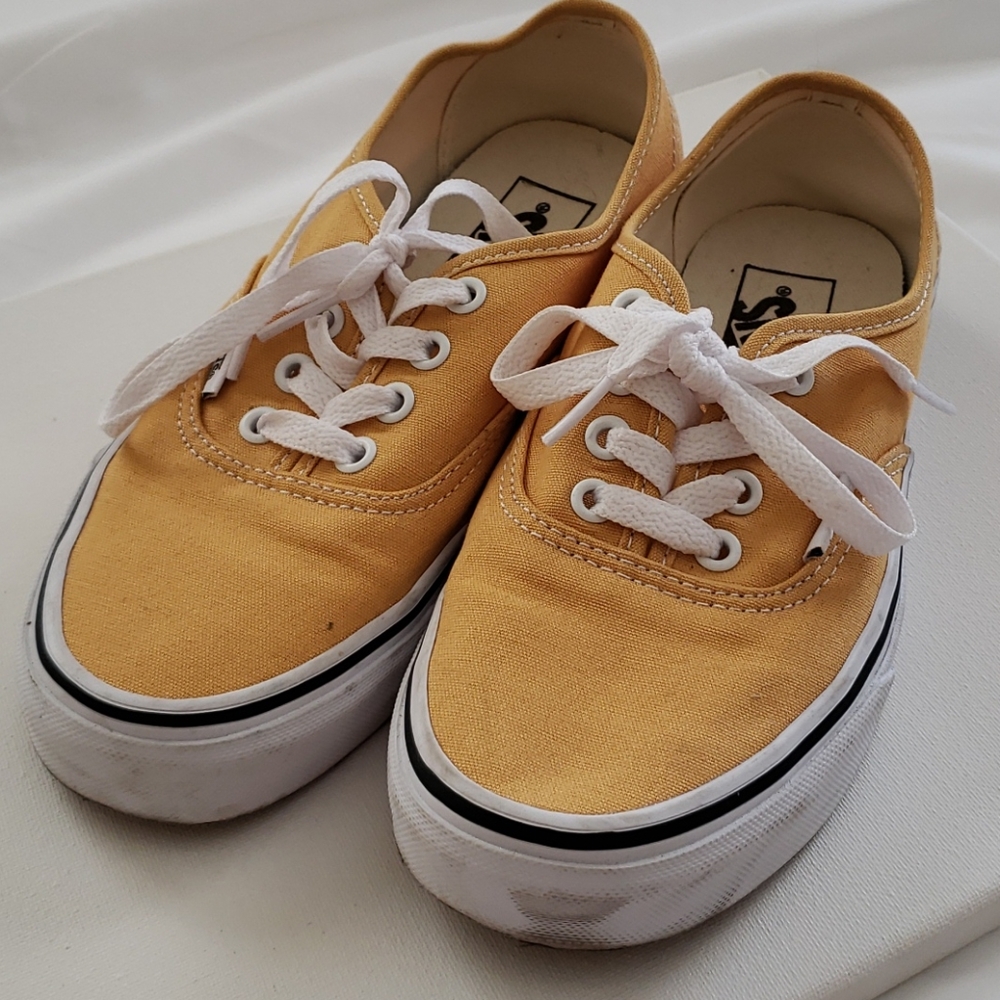 VANS- Yellow W6.5 M5